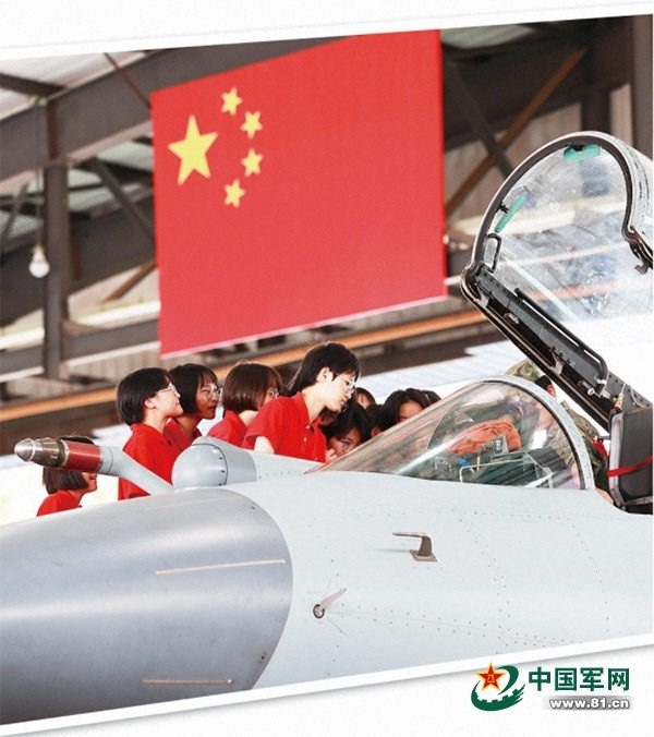 国防教育实践创新：从校园到社区，共筑强国强军梦想(图1)